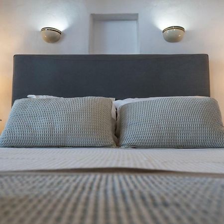 Windmill Arades Suite อพอลโลเนีย ภายนอก รูปภาพ
