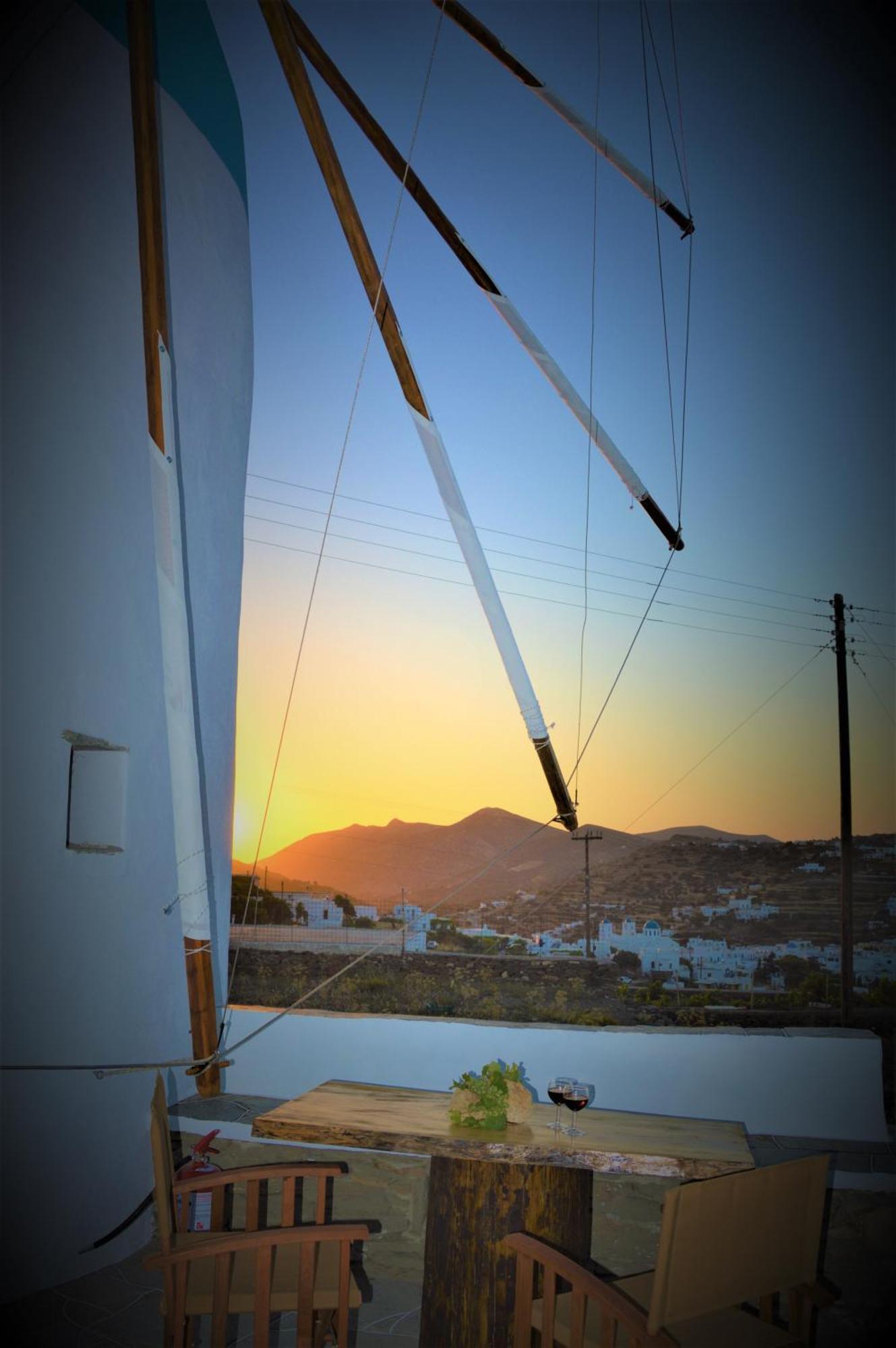 Windmill Arades Suite อพอลโลเนีย ห้อง รูปภาพ