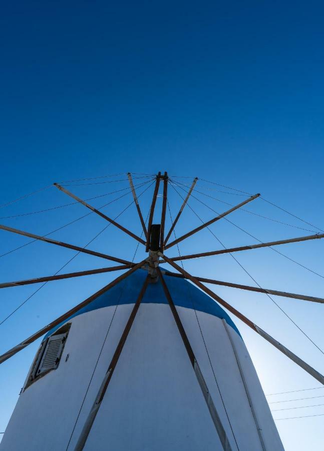 Windmill Arades Suite อพอลโลเนีย ภายนอก รูปภาพ